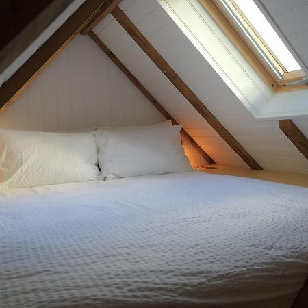 Shepherds Barn West Dean Exterior foto